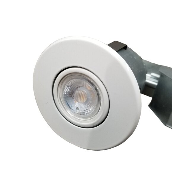 Globe LED Recessed Light Kit 9082101  3" Soft White Spot Swivel 50W 400 Lumens - Picture 7 of 11